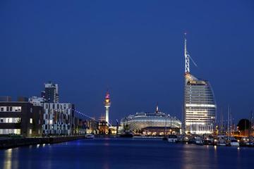 Havenwelten Neuer Hafen bei Nacht MG 0377<br />&copy; BEAN Erlebnis Bremerhaven