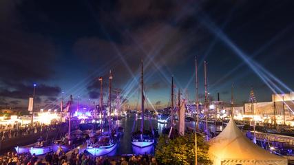 SeeStadtFest Flames of Water<br />&copy; Helmut Gross Erlebnis Bremerhaven